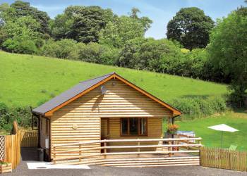 Heartsease Lodges