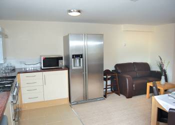 Strand Court Apartments