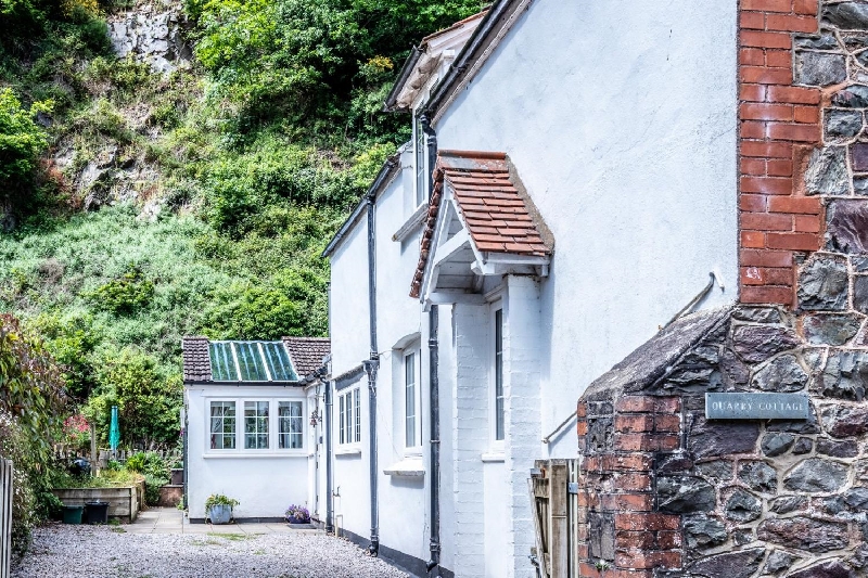 Click here for more about Quarry Cottage