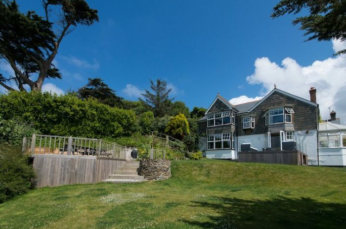 Click here for more about Watersend House