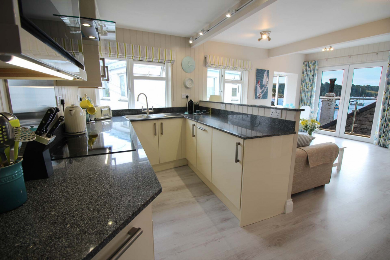 Click here for more about Harbour Retreat