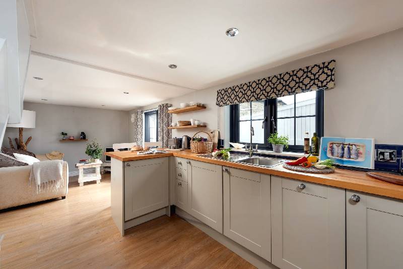 Click here for more about Spindrift, St Ives