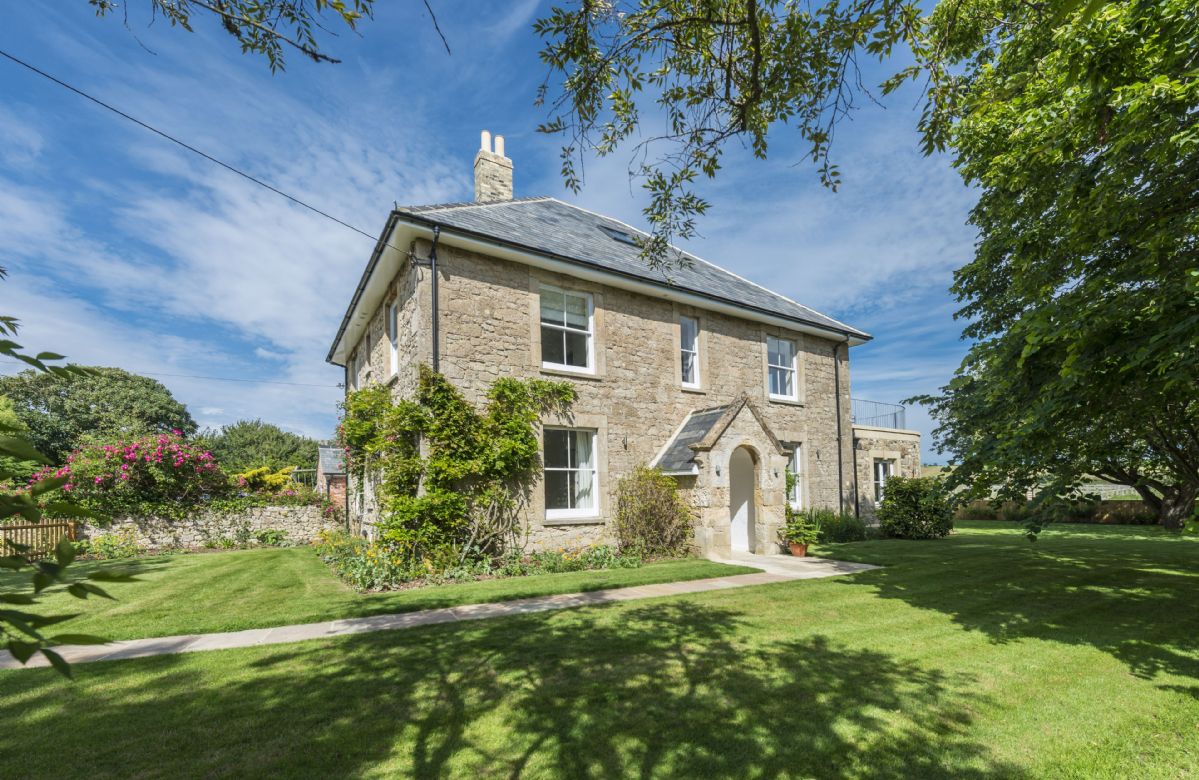 Click here for more about Brook Farmhouse
