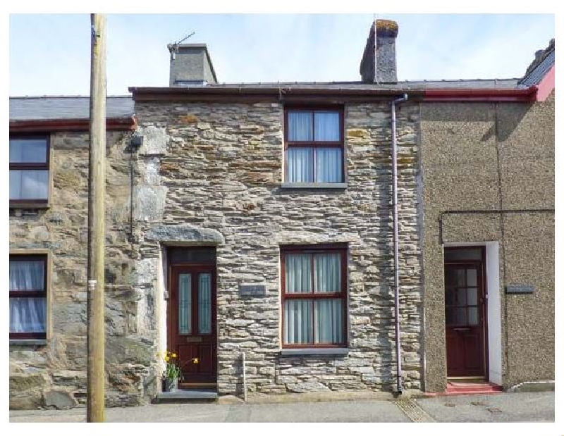 Click here for more about Congl Y Wal