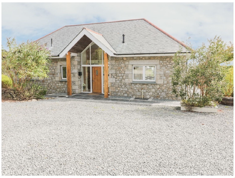 Click here for more about Lower Mellan Barn