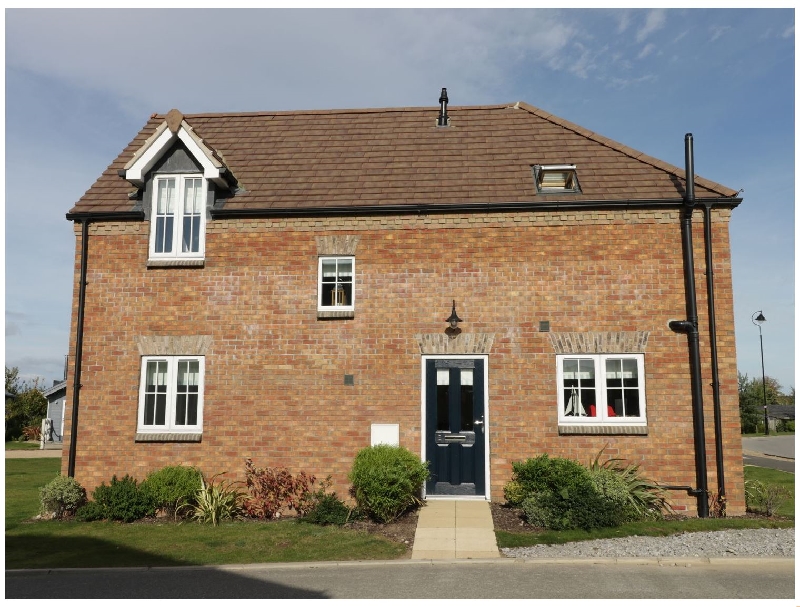 Click here for more about 2 Calvert Croft