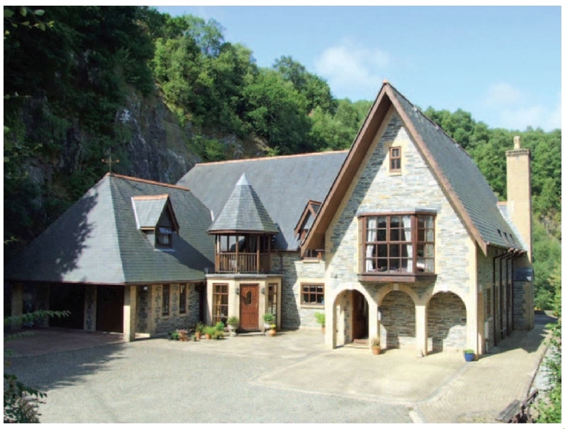 Click here for more about Meadowsweet Farm