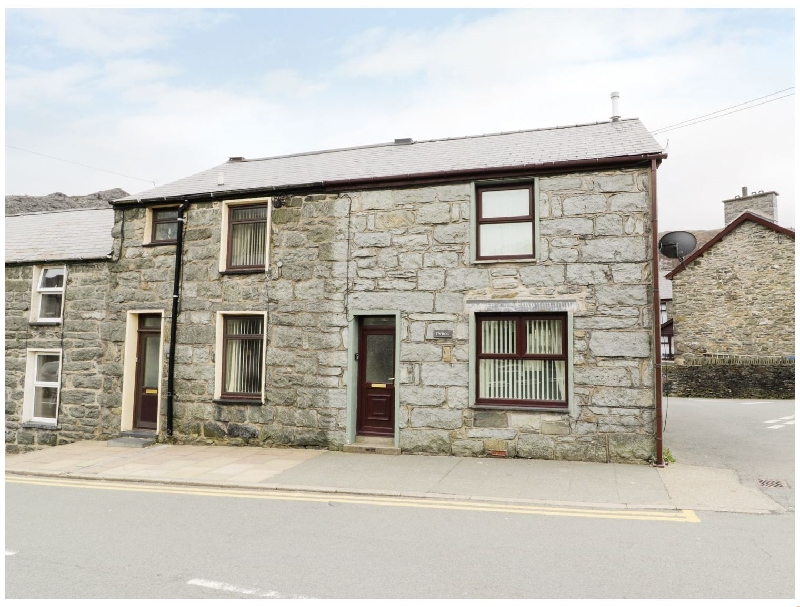 Click here for more about Twrog