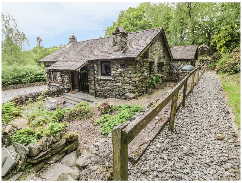 Click here for more about Low Brow Barn