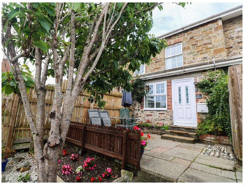 Click here for more about Alma House 2