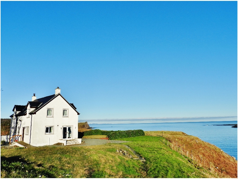 Click here for more about 10A Aurora Bay Flodigarry