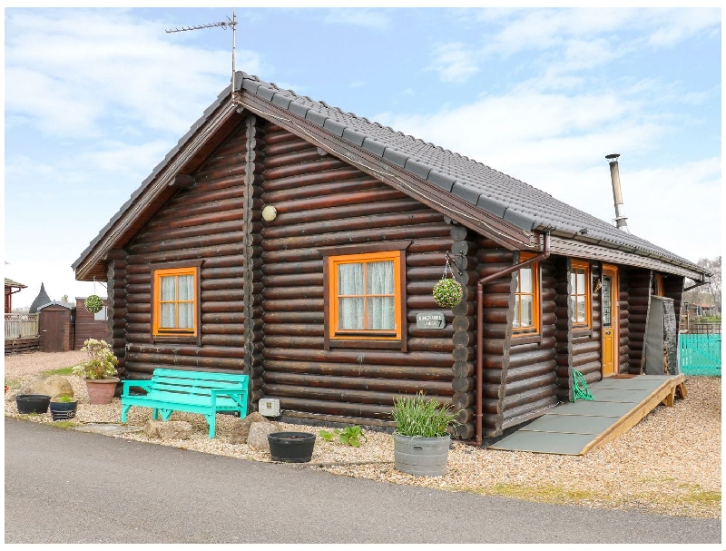 Click here for more about Kingfisher Lodge