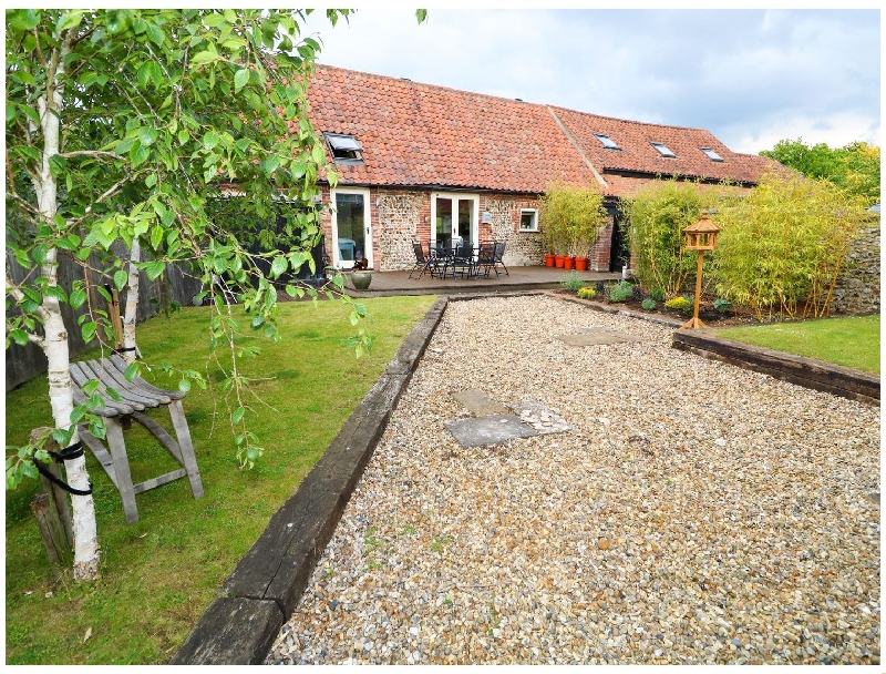 Click here for more about Far Barn