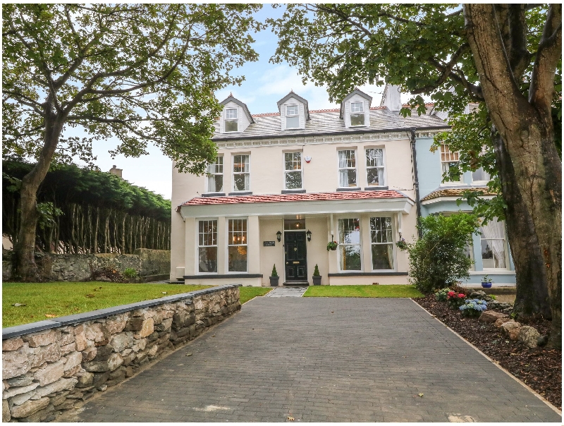 Click here for more about Lyngaran House