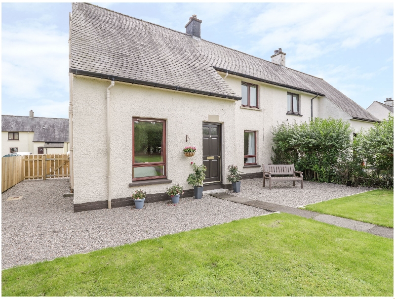 Click here for more about 6 Aonachan Gardens