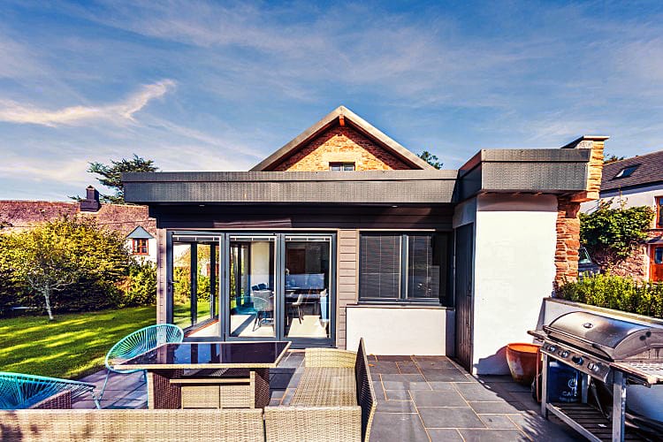 Click here for more about Shearlangstone Barn