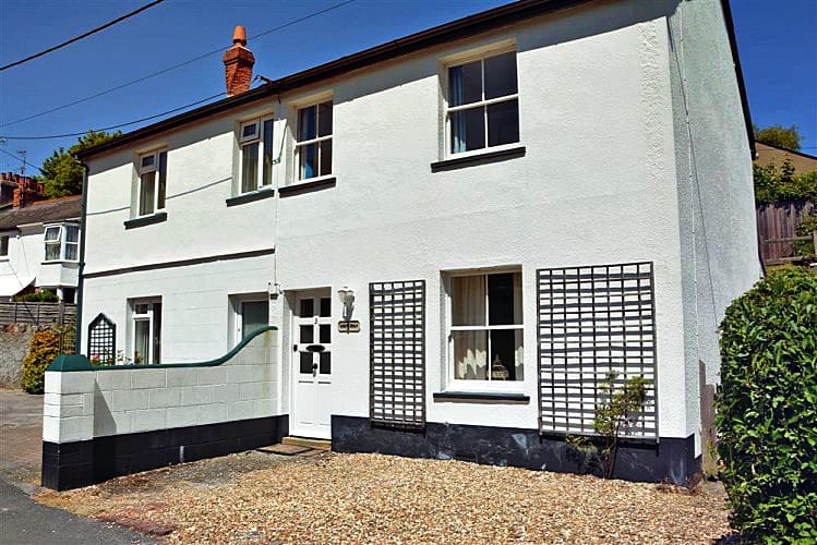 Click here for more about Crays Cottage