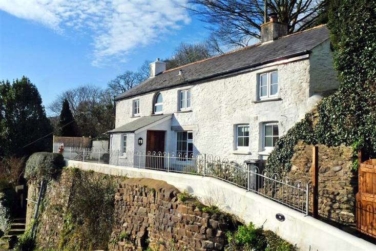 Click here for more about Sunrise Cottage