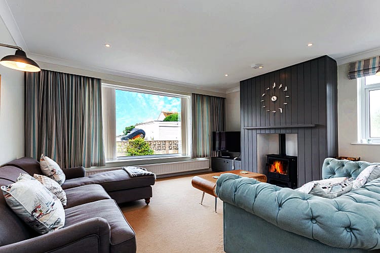 Click here for more about St John's Lodge